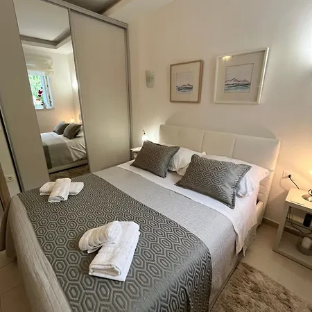 Luxury 